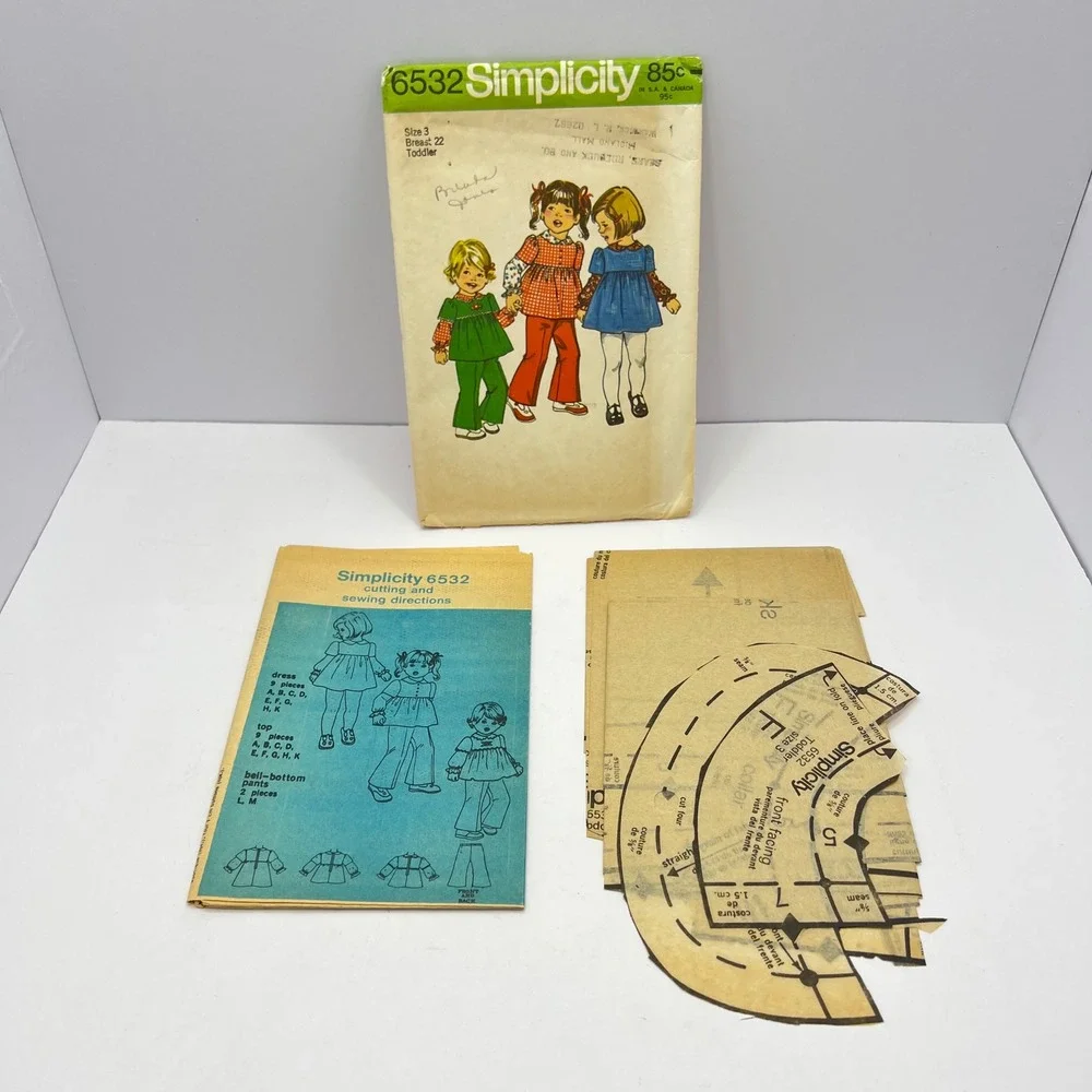 Simplicity 6532 Sewing Pattern Toddler Size‎ 3 Bell Bottom Pants Dress Top 1974